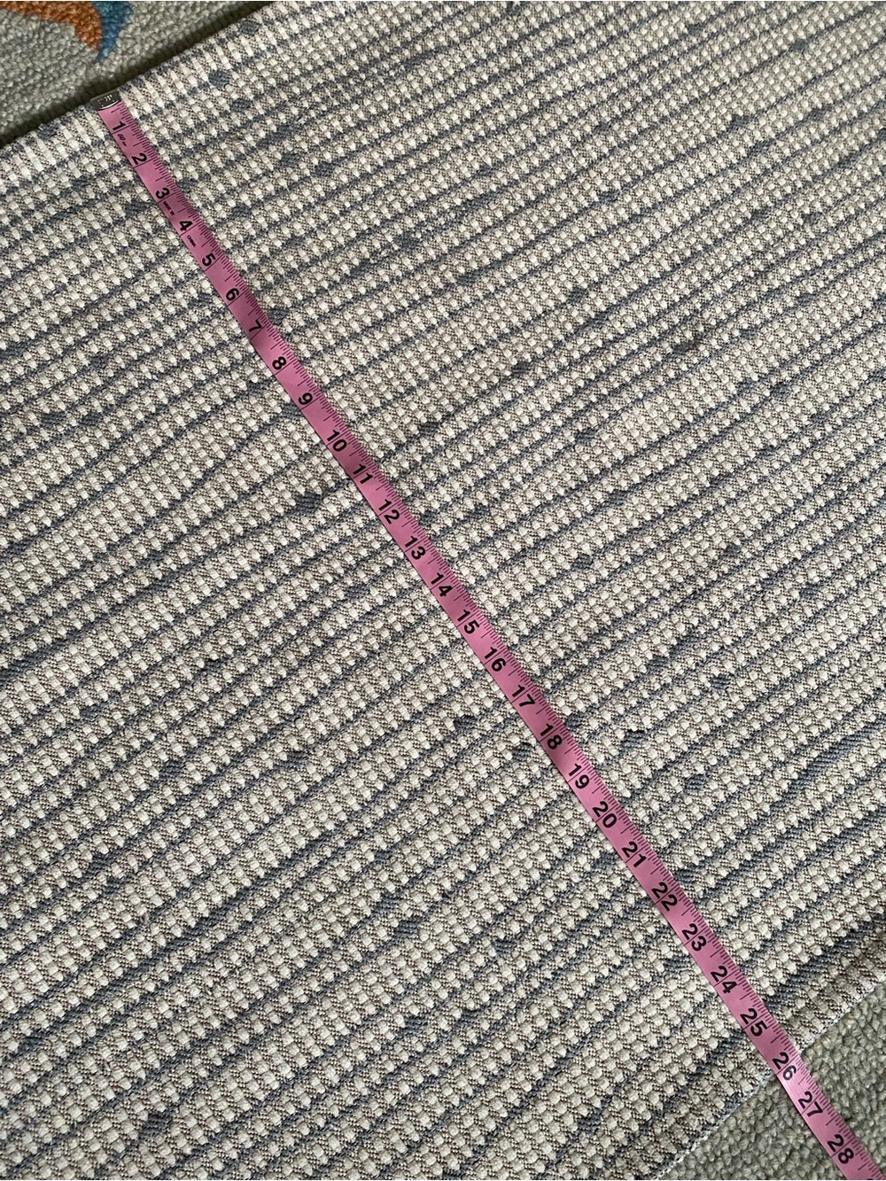 Calvin Klein - Small Abstract Non-Skid Accent Rug/Non-Slip Accent Mat - Picture 7 of 13
